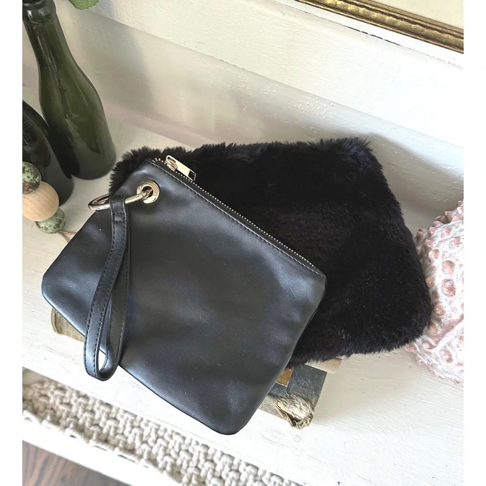 Universal Thread Set of 2 clutches